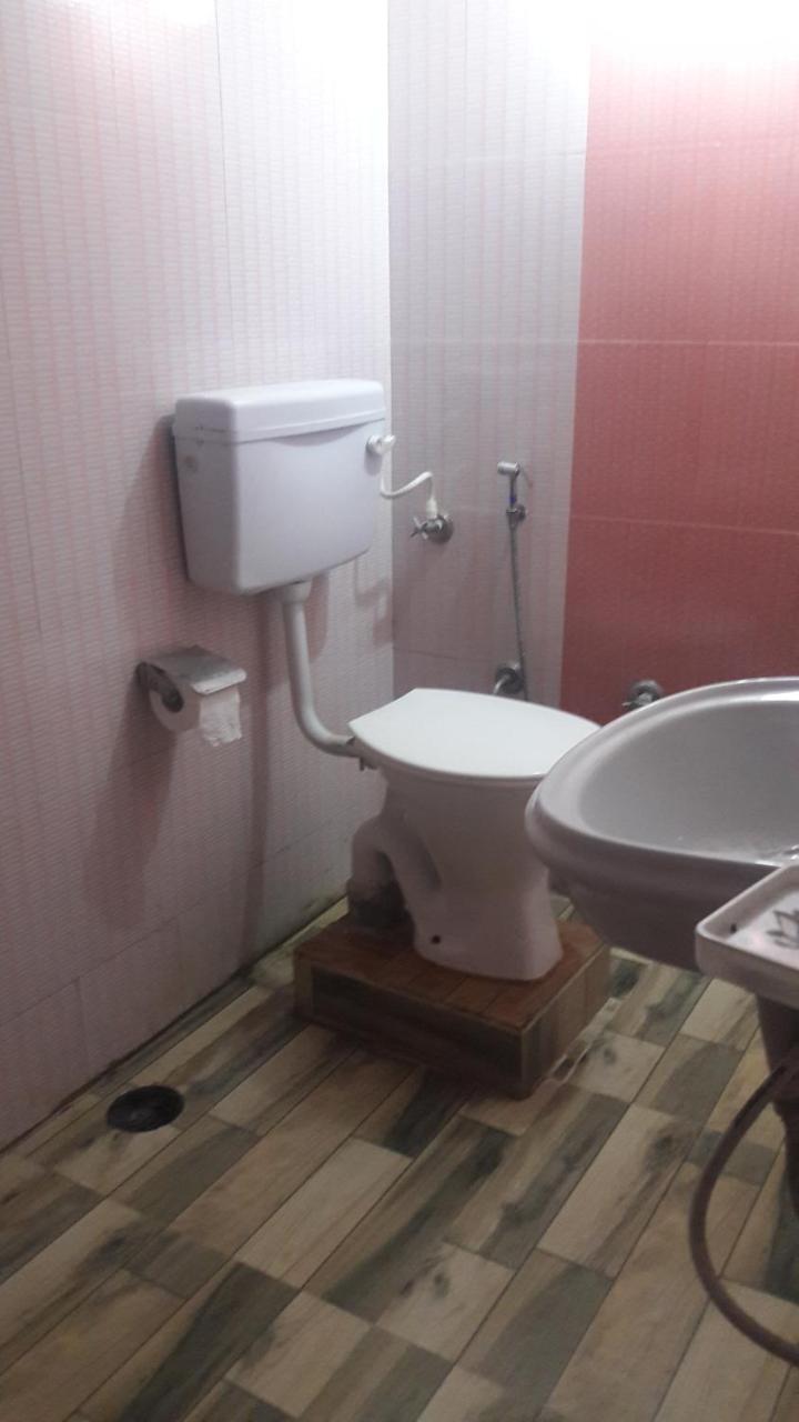 Wow Rooms 4 You Jabalpur Luaran gambar